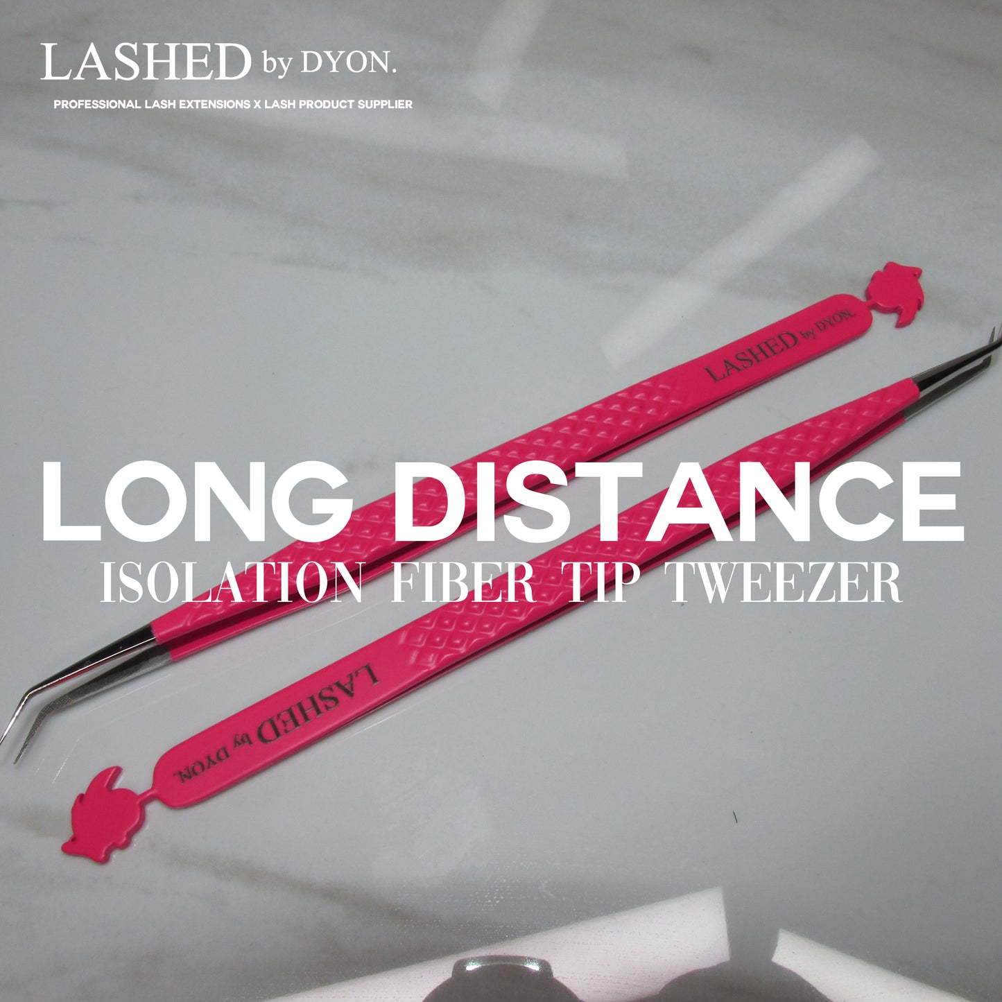 Long Distance Fiber Tip Tweezer